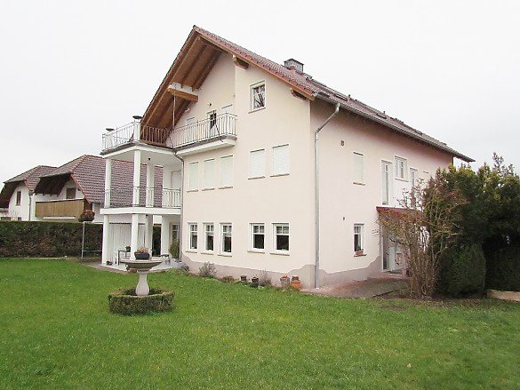 Foto Gepflegte Dachgeschossstudiowohnung in ruhiger Wohnlage Limburg-Stadtteil